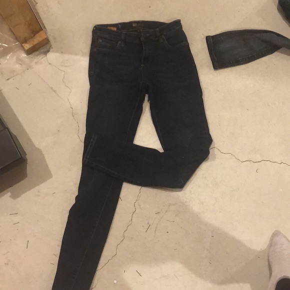 2 jeans - 1x KUT and 1 x Rock revival jeans - Picture 2 of 9